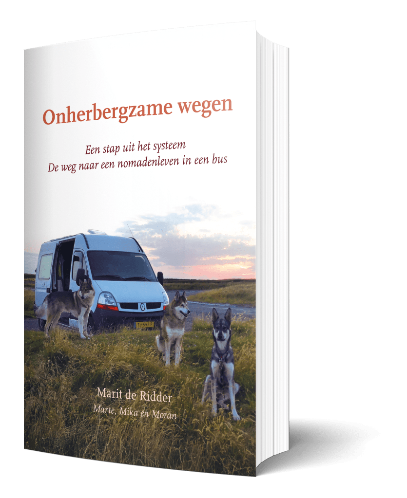 Nomarit – Nomadenleven in een bus, image size:835x1023